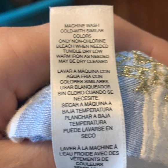 Chico’s Blue & White‎ Top w/Gold Detail Size 1 - Picture 9 of 9